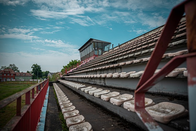 通过不断与 通过不断与